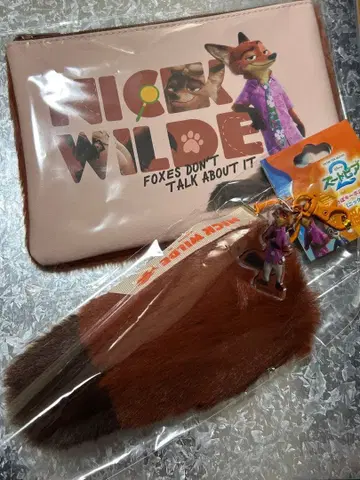 주토피아 2 닉 와일드 꼬리 스트랩 파우치 세트