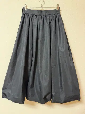 cen. 벌룬 스커트 블랙 미들 기장