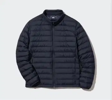 새상품급 유니클로 울트라 라이트 다운 블랙 남성용 M