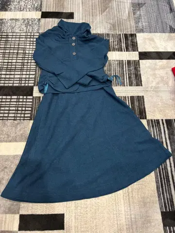 센소유니코 iocommeio 다크 블루 하이넥 셋업