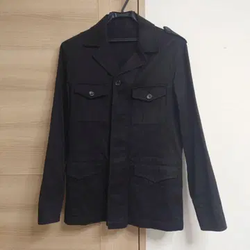 컴시즘 밀리터리풍 스트라이프 자켓 (블랙)