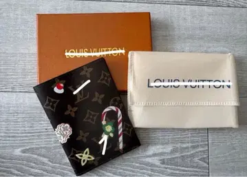 여권 케이스 모노그램