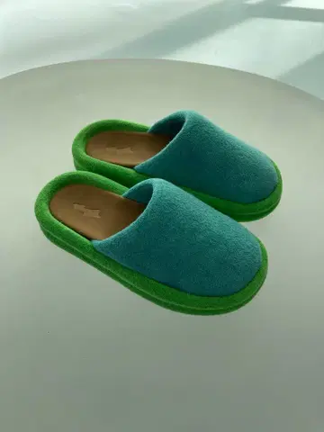 미사용 새상품 SKYLRK Fresh Green 샌들 26cm