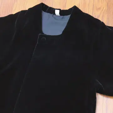 블랙 벨벳 일본 의류 코트 M 사이즈