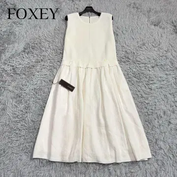 컨디션 최상 '21년 폭시 썸머 니트 린넨 원피스 드레스 화이트 42