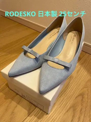 RODESKO (어반 리서치) 펌프스