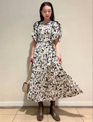 snidel 2WAY 볼륨 슬리브 프린트 원피스 아이보리