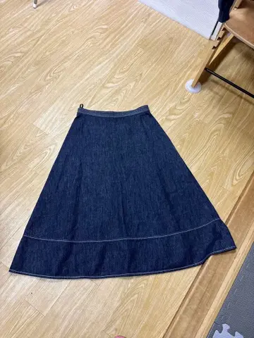 스캐퍼 40 데님 스커트