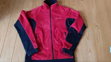 Bailo 플리스 자켓 M 사이즈 레드/블랙