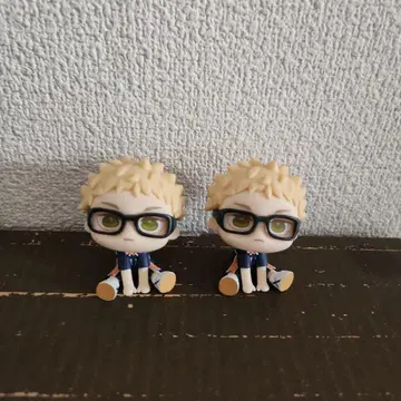 하이큐 큐룽하게 쳐다보는 포즈 츠키시마 케이 피규어 2세트 개봉품