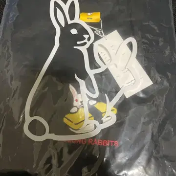 FR2 토끼 자수 블랙 T셔츠 L