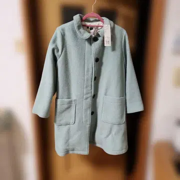 사만사 모스모스, 코트