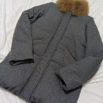 ungrid 언그리드 복슬복슬 다운 코트 그레이 M