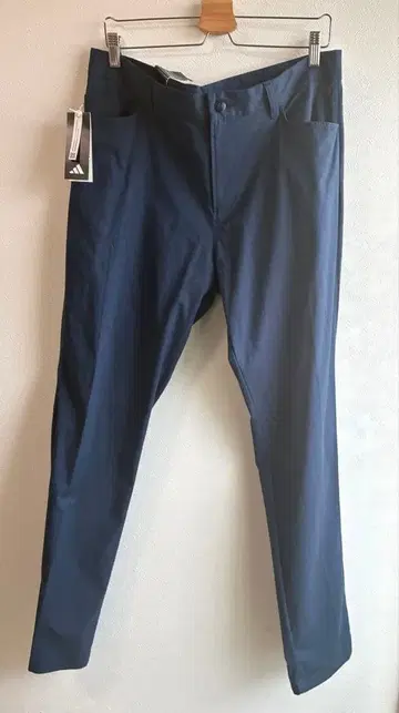 새상품 adidas 레귤러 핏 테이퍼드 레그 풀렝스 96cm