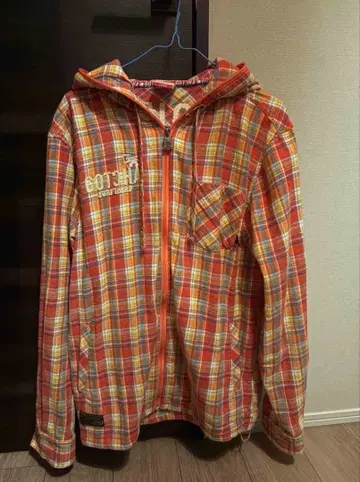 GOTCHA 오렌지 계열 체크 후드 부착 후드티 L