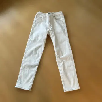 화이트 청바지