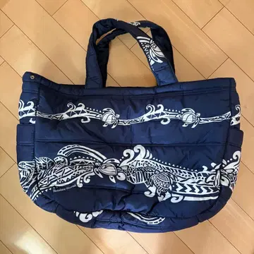 Hulalani Hawaii 하와이안 충전솜 토트백 네이비