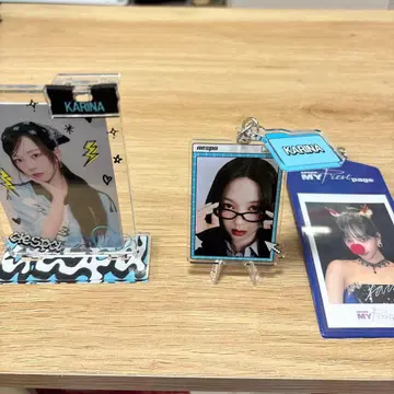 aespa KARINA 투명 스탠드 카드 키링