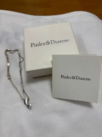 Pinky&Dianne 실버 펜던트 목걸이
