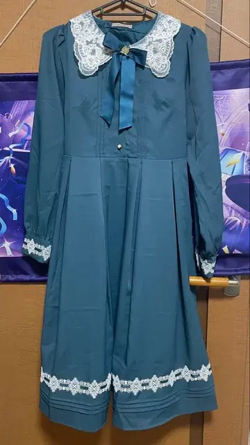 Amavel 롱 원피스 그린 (헤어 클립 별도 판매로 변경했습니다)