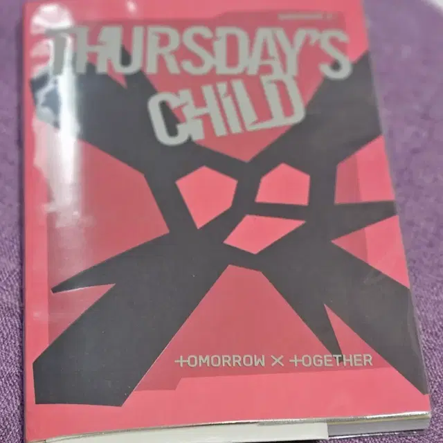 투모로우바이투게더 THURSDAY CHILD 떨스데이차일드앨범 END버전