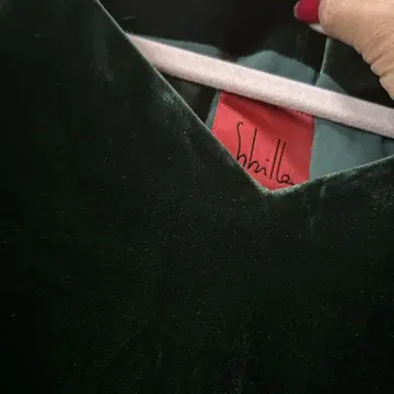 시빌라 노체 라인 모스그린 벨벳 원피스