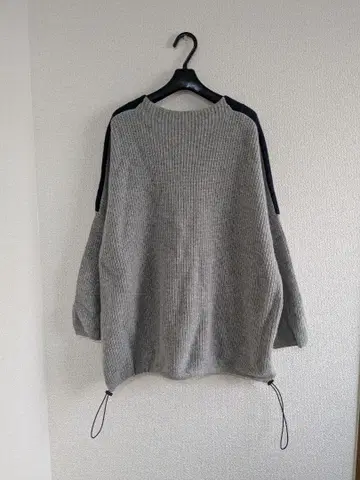 야마다야 YORT 바이컬러 벌룬 디자인 드로 코드 오버 니트