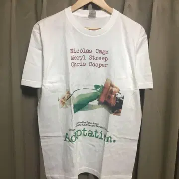 Adaptation 스파이크 존스