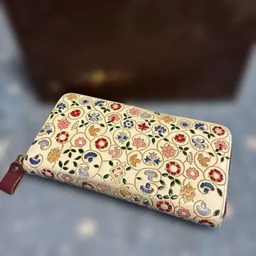 귀여운 가죽 전통 공예 문고야 [ 오제키 ] 작은 꽃  지퍼 장지갑