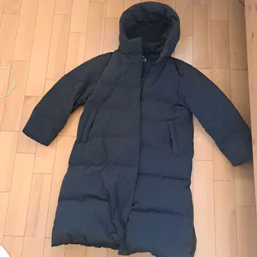 UNIQLO 다운 코트 가격 인하합니다