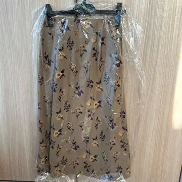 그레디 브릴리언트 스커트 꽃무늬