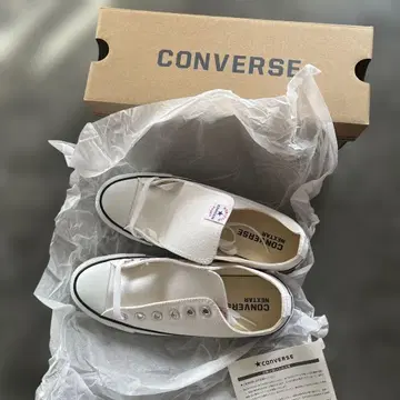 CONVERSE 화이트 스니커즈