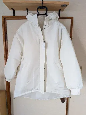 충전솜 에코 다운 몬스터 후드티 후드 부착 미사용 ( ad thie )