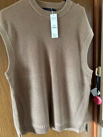 미사용 새상품 베이지 슬리브리스 베스트 L