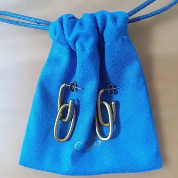 캘런솔로지 골드 후프 귀걸이