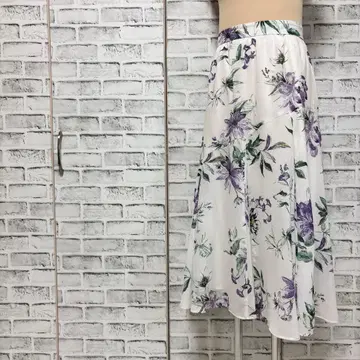 JUSGLITTY 저스길리티 페인트 플라워 플레어 스커트 2