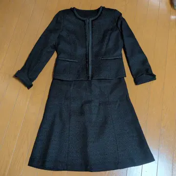 블랙 스커트 수트