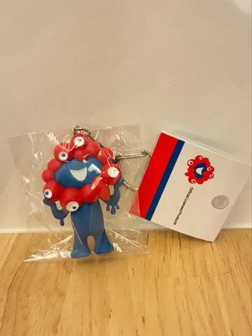 EXPO 2025 미야쿠미야쿠 입체 PVC 키체인 플레이트 포함 새상품