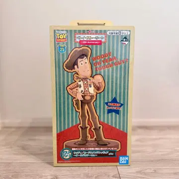 제일복권 토이스토리 우디 25주년 기념 카드 스탠드 피규어