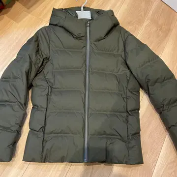 UNIQLO 다운 자켓 S 사이즈