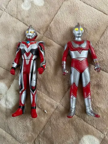 울트라맨 피규어 2체 세트