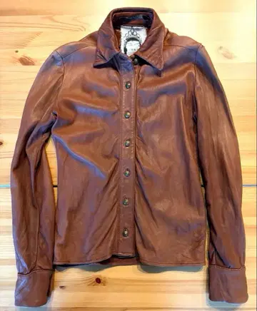 DRAW AND SLOB 올 가죽 셔츠 XS 사이즈 여성용