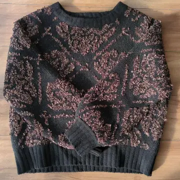 LEPSIM 페르시아 패턴 니트