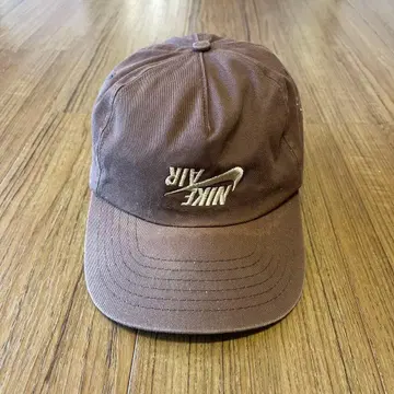 CJ x NIKE 나이키 캑터스잭 조던 트래비스 스콧