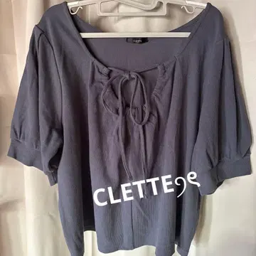 CLETTTE 리본 포함 T셔츠