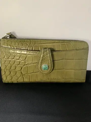 [ 미사용 새상품 ] 매트 크로커다일 파워스톤 부착 복지갑 L자형