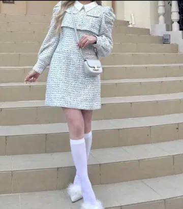 트위드 도킹 원피스. S 사이즈 라이트 블루.