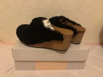 [ 미사용 새상품 ] BIRKENSTOCK papillio 샌들