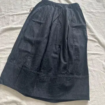 티거브로칸테 데님 스커트