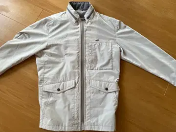 화이트 나일론 자켓